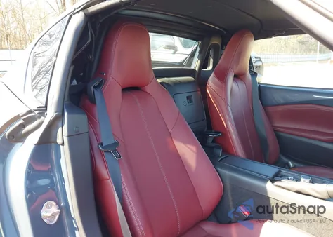 2020 Mazda Mx-5 Miata Rf Grand Touring z USA, uszkodzony, nr VIN JM1NDAM70L0416951